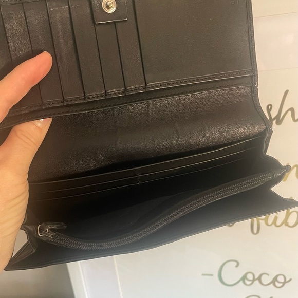 Beautiful leather Gucci long wallet - Picture 10 of 15